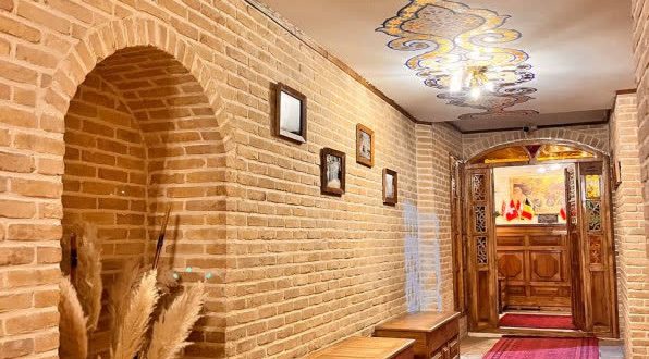 هتل بوتیک سنتی کرمانشاه