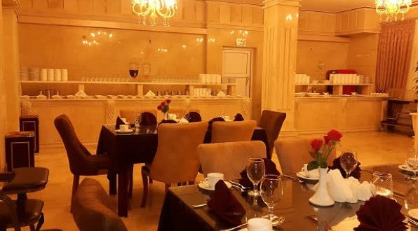 هتل بغدادی تاکستان