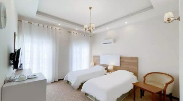 هتل بزرگ ملک (ناسیونال) لاهیجان